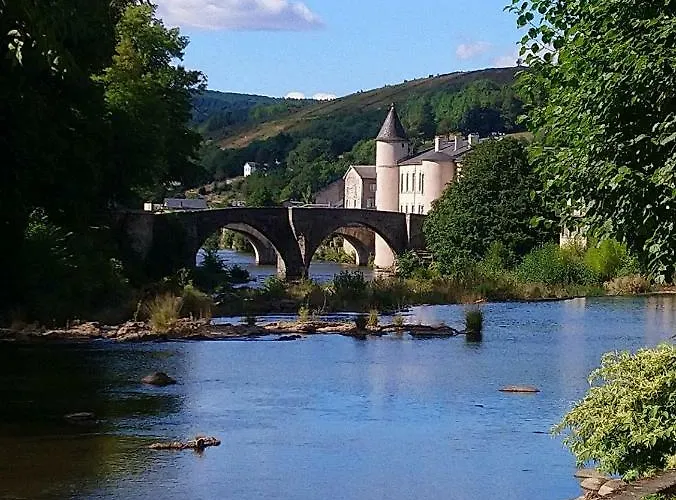 Chez Charlotte Et Michel Pansiyon